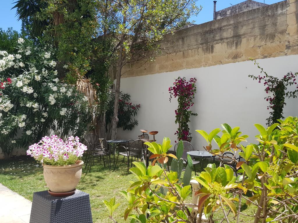 Up Room&Suite Lecce Exterior photo
